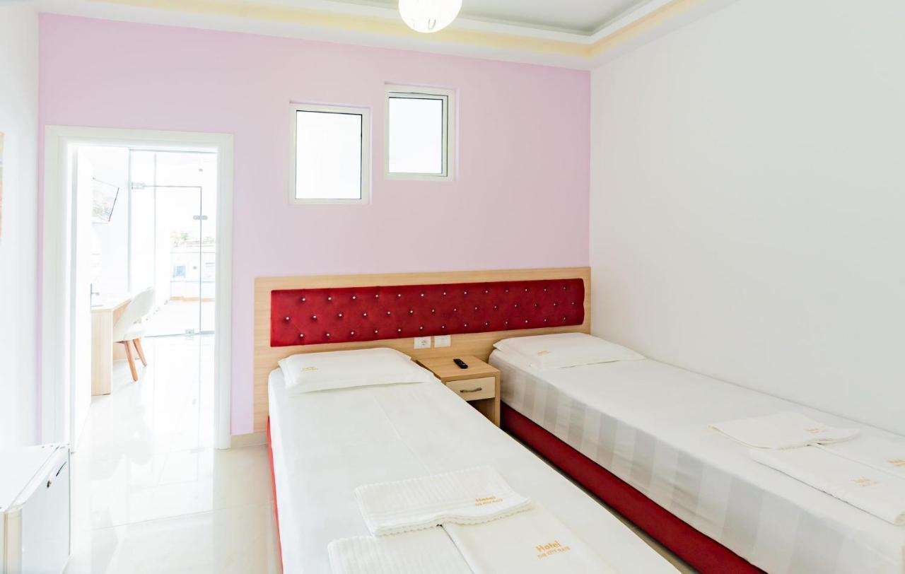 The City Gate Hotel ساراندا المظهر الخارجي الصورة